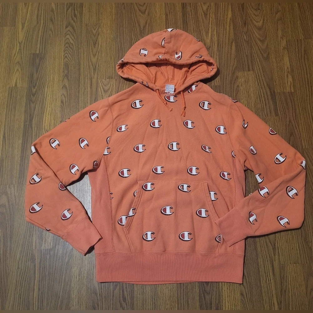 Champion Reverse Weave Women’s M Pink Logo Hoodie Classic Fit Pullover C63 - Picture 1 of 6